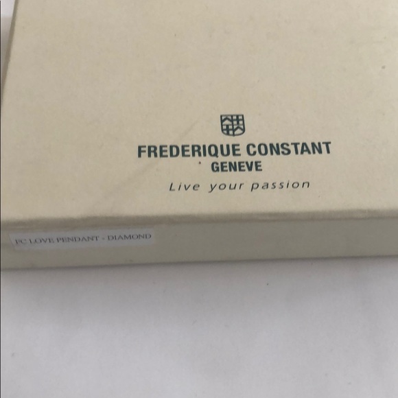 - Frédérique Constant Love Pendant Full Cut Diamond - Picture 8 of 8